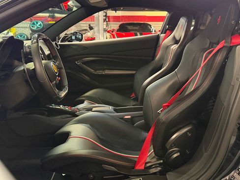 Used 2020 Ferrari F8 Tributo RWD image 25