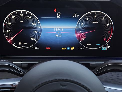 Used 2025 Mercedes-Benz GLS 450 4MATIC image 16