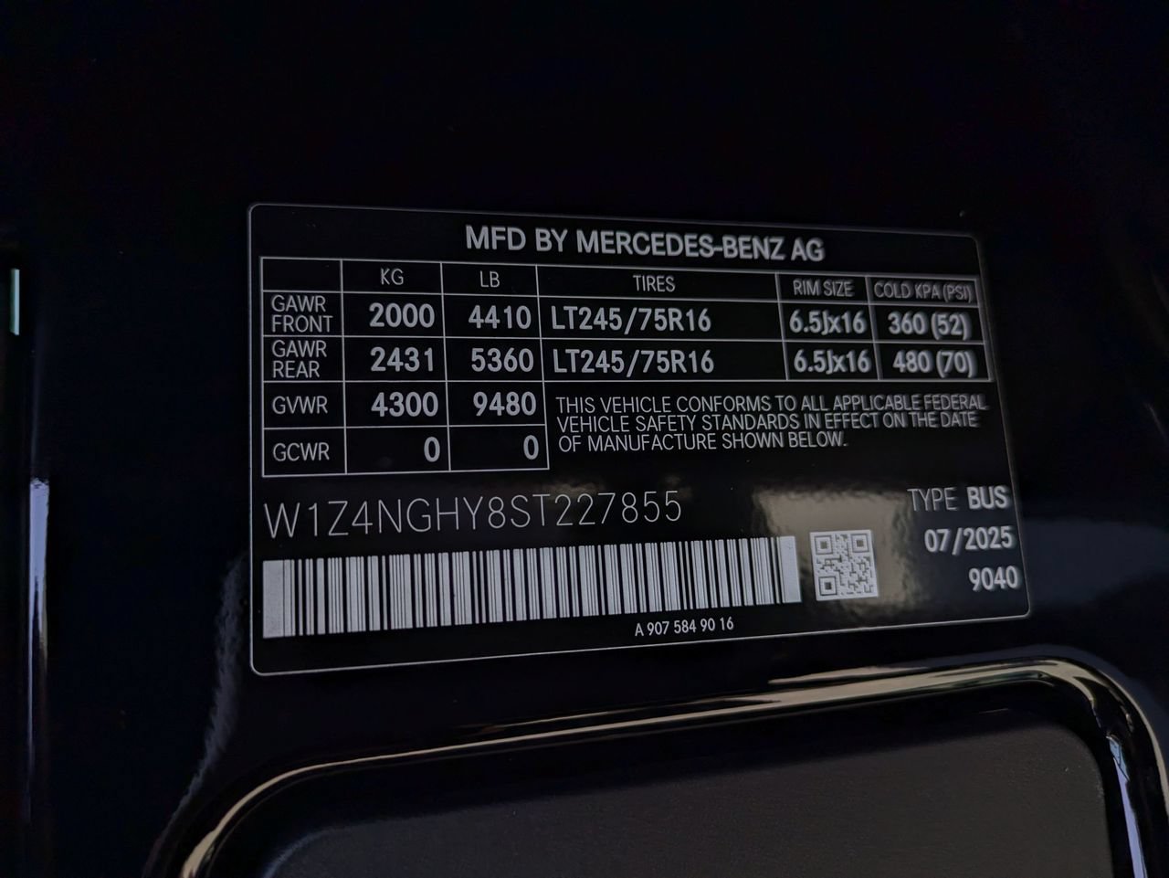 New 2025 Mercedes-Benz Sprinter 2500 image 11