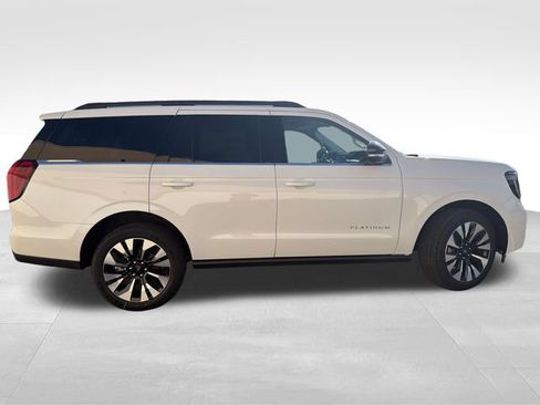 New 2027 Ford Expedition Platinum w/ Driver's Package AWD/4WD image 8