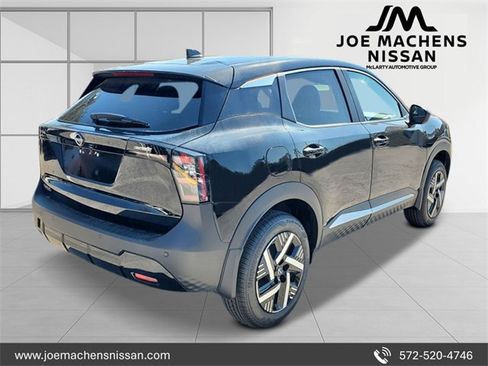 New 2026 Nissan Kicks SV image 6