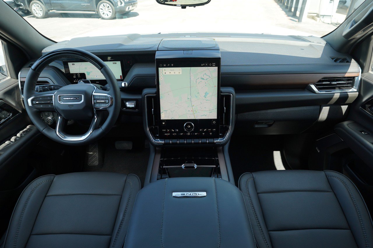 New 2026 GMC Yukon Denali w/ Advanced Technology Package RWD image 13