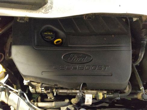 Used 2017 Ford Escape SE AWD/4WD image 30