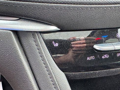 Used 2019 Cadillac XT5 Luxury image 21