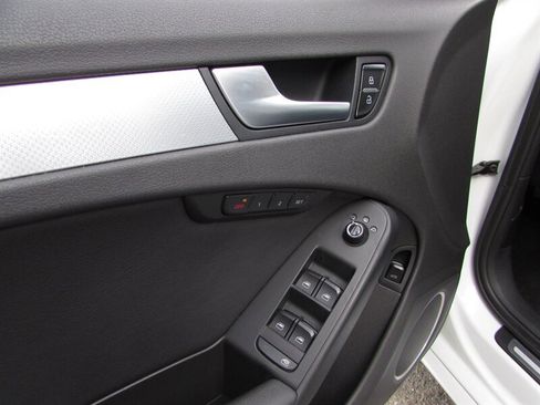 Used 2012 Audi A4 2.0T Premium Plus w/ Premium Plus Pkg image 6