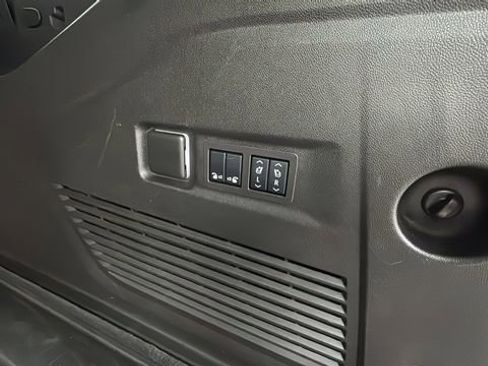 Certified 2024 GMC Yukon XL Denali w/ Max Trailering Package image 42