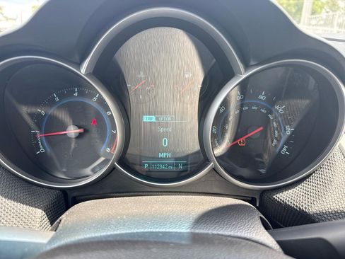 Used 2014 Chevrolet Cruze LT FWD image 28