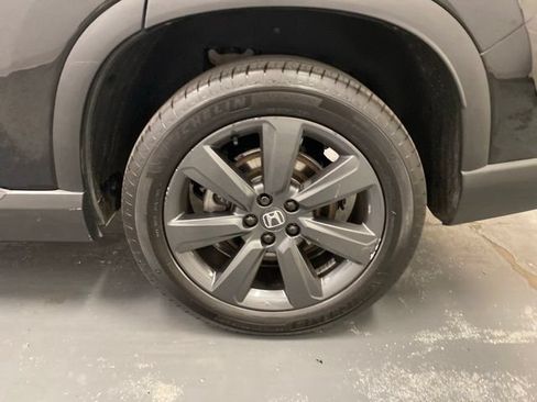 Used 2023 Honda Pilot Sport image 29