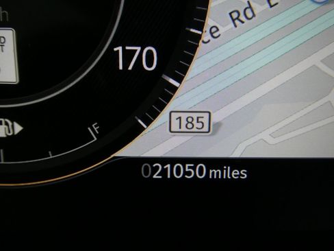 Used 2024 Jaguar XF R-Dynamic SE image 38