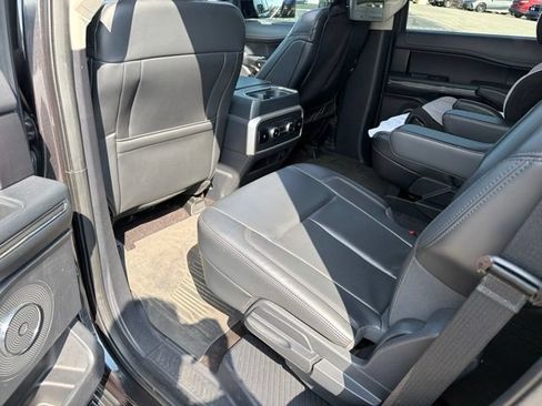 Used 2023 Ford Expedition XLT RWD image 36