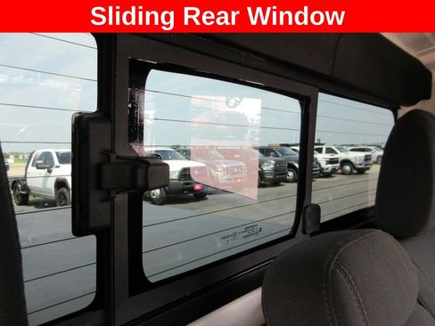 Used 2021 Jeep Gladiator Sport AWD/4WD image 23