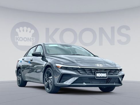 New 2026 Hyundai Elantra Sport image 10