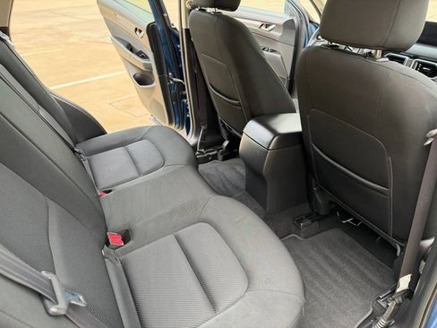 Used 2017 MAZDA CX-5 Sport image 17