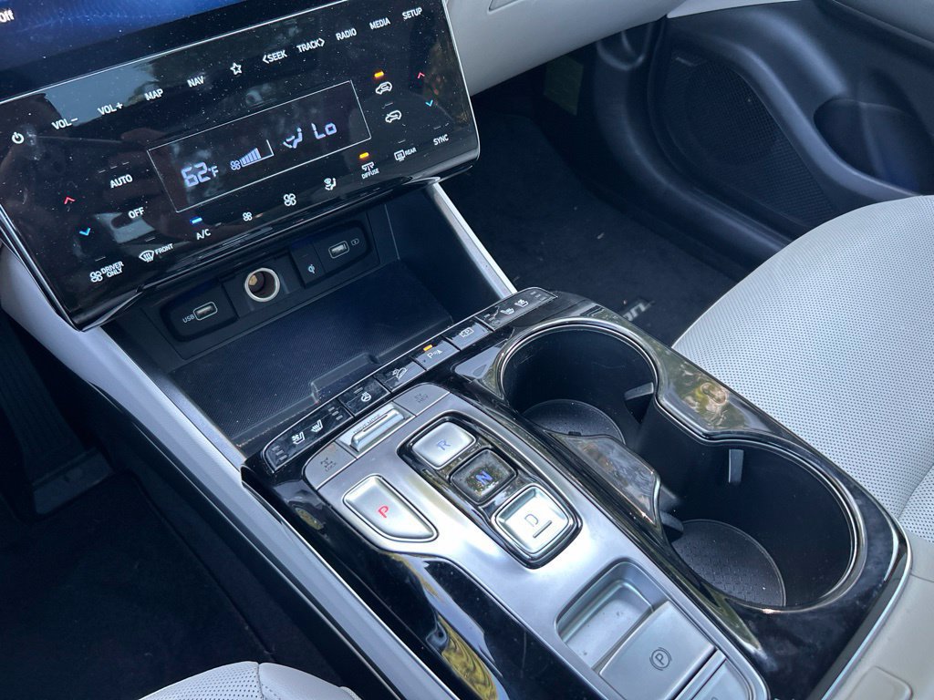 Used 2024 Hyundai Tucson Limited AWD/4WD image 18