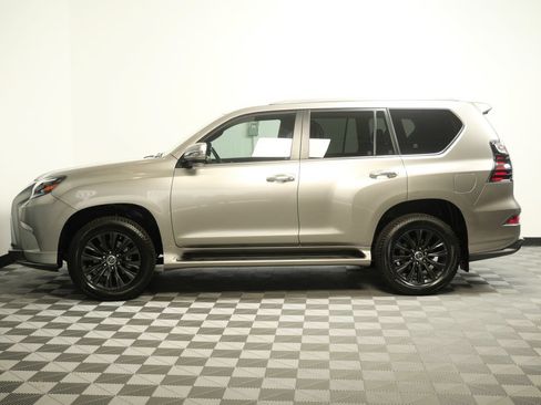 Certified 2023 Lexus GX 460 Luxury w/ Sport Design Package AWD/4WD image 5