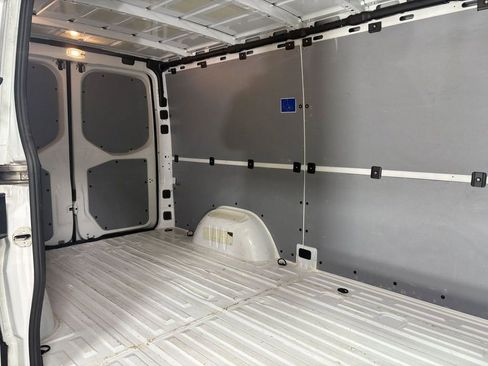 Used 2023 Mercedes-Benz Sprinter 1500 image 24