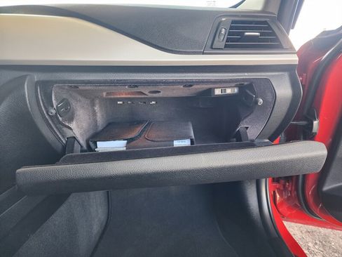 Used 2018 BMW 320i Sedan w/ Convenience Package image 61