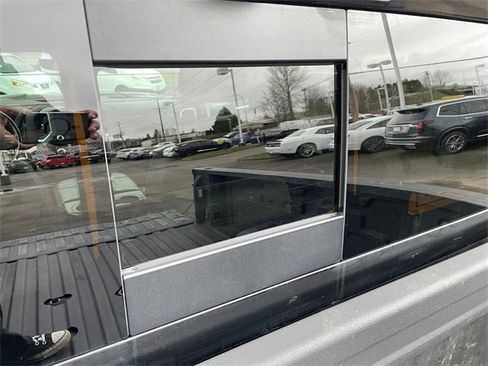 Used 2021 GMC Sierra 3500 Denali w/ Denali Ultimate Package image 37