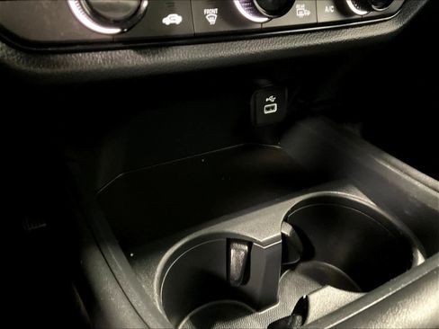 Used 2024 Honda HR-V Sport image 27