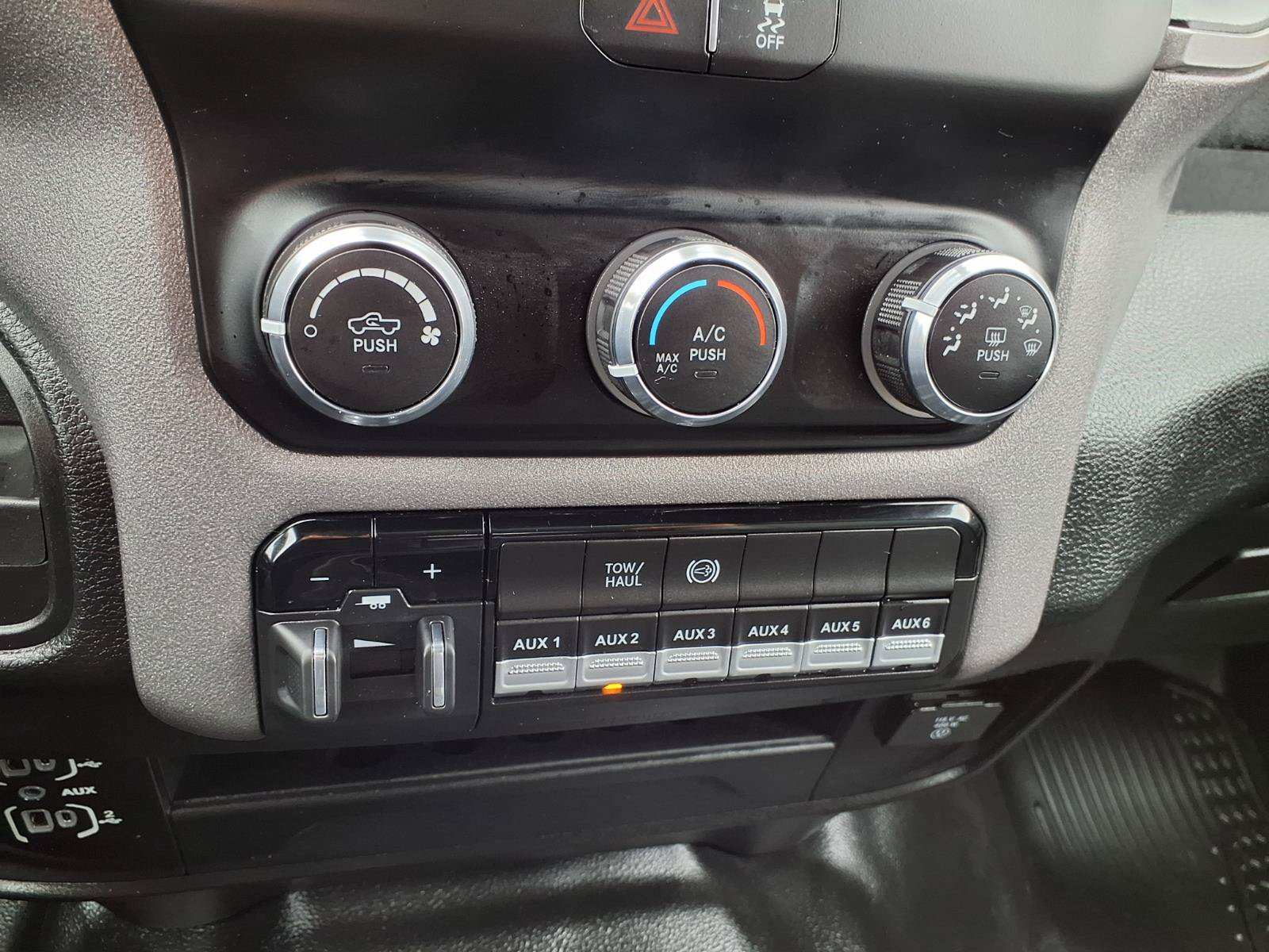 Used 2023 RAM 2500 Tradesman AWD/4WD image 13