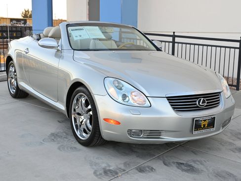 Used 2004 Lexus SC 430 Convertible image 13