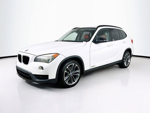 Used 2015 BMW X1 sDrive28i RWD image 3