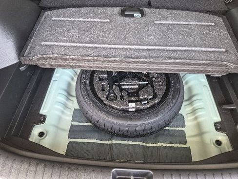 Used 2026 Kia Seltos S FWD image 43