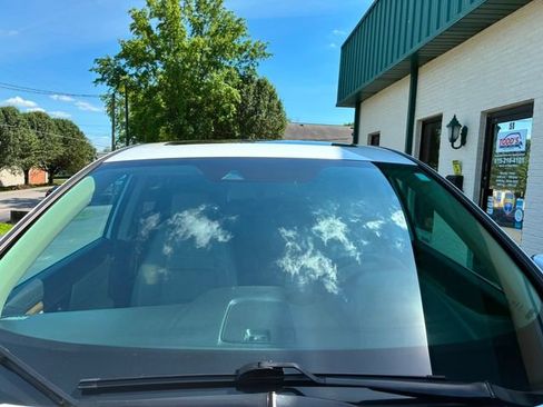 Used 2021 Honda CR-V EX-L image 11
