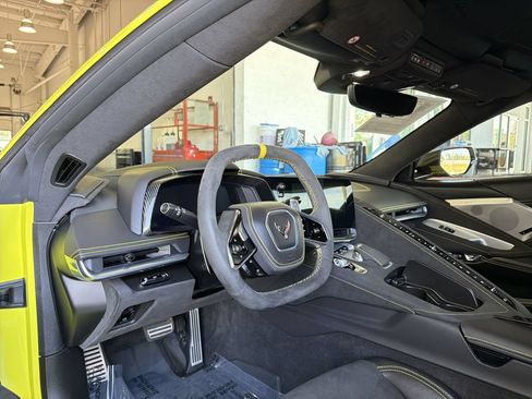 Certified 2022 Chevrolet Corvette Stingray Premium Cpe w/ Z51 Performance Package RWD image 11