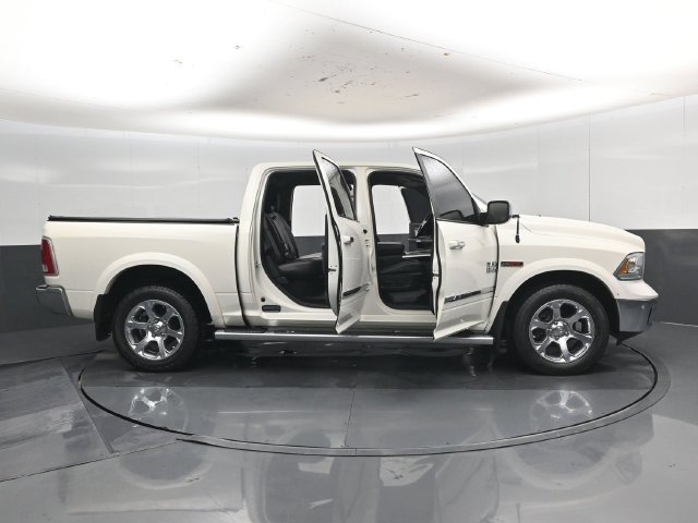 Used 2018 RAM 1500 Laramie w/ Convenience Group AWD/4WD image 60