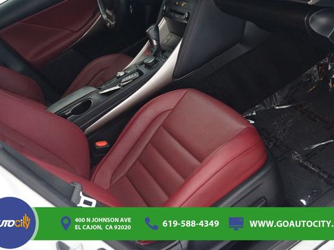 Used 2019 Lexus IS 300 F Sport w/ F Sport Package RWD image 8