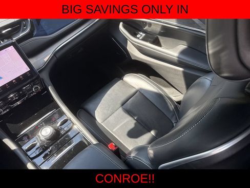 Used 2024 Jeep Grand Cherokee Overland w/ Advanced Protech Group III AWD/4WD image 27