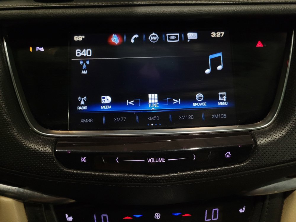 Used 2017 Cadillac XT5 Luxury w/ Driver Awareness Package FWD image 25