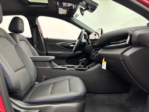 New 2026 Buick Envista Sport Touring w/ Convenience I Package FWD image 32