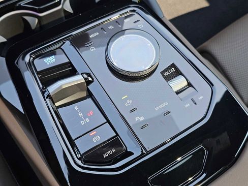 Used 2026 BMW i5 eDrive40 image 29