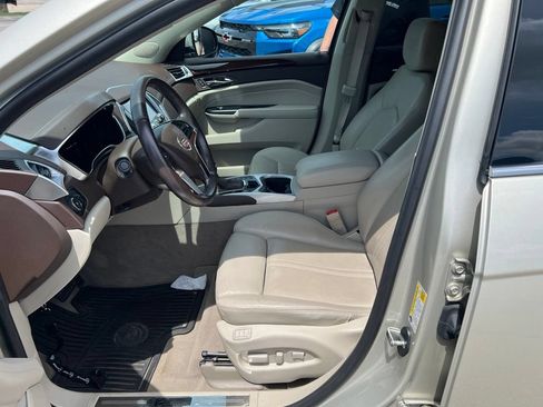 Used 2016 Cadillac SRX Performance w/ Driver Awareness Package AWD/4WD image 4