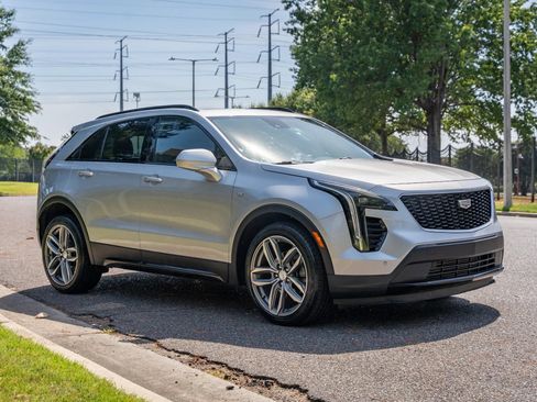 Used 2019 Cadillac XT4 Sport FWD image 4