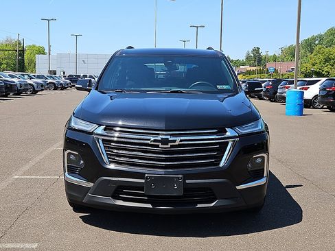 Used 2022 Chevrolet Traverse LT AWD/4WD image 2