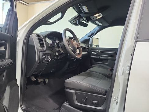 Used 2026 RAM 2500 Big Horn AWD/4WD image 7