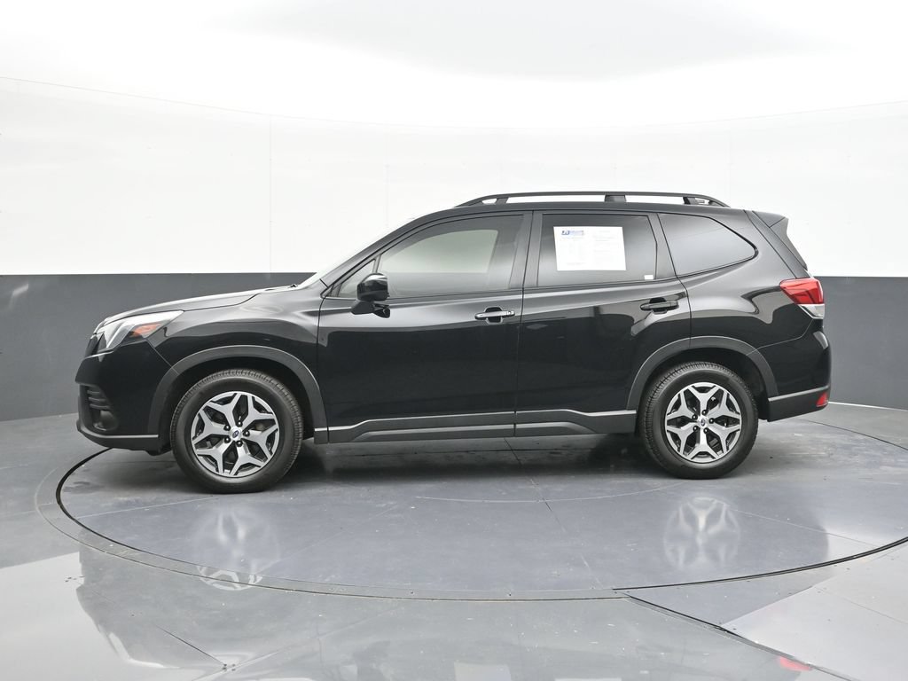 Used 2023 Subaru Forester Premium AWD/4WD image 6