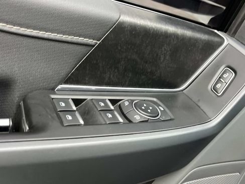 Used 2022 Ford F150 XLT w/ Equipment Group 302A High AWD/4WD image 32