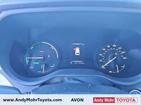 Used 2024 Toyota Sienna LE image 17