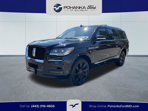 Used 2024 Lincoln Navigator L Reserve AWD/4WD image 2