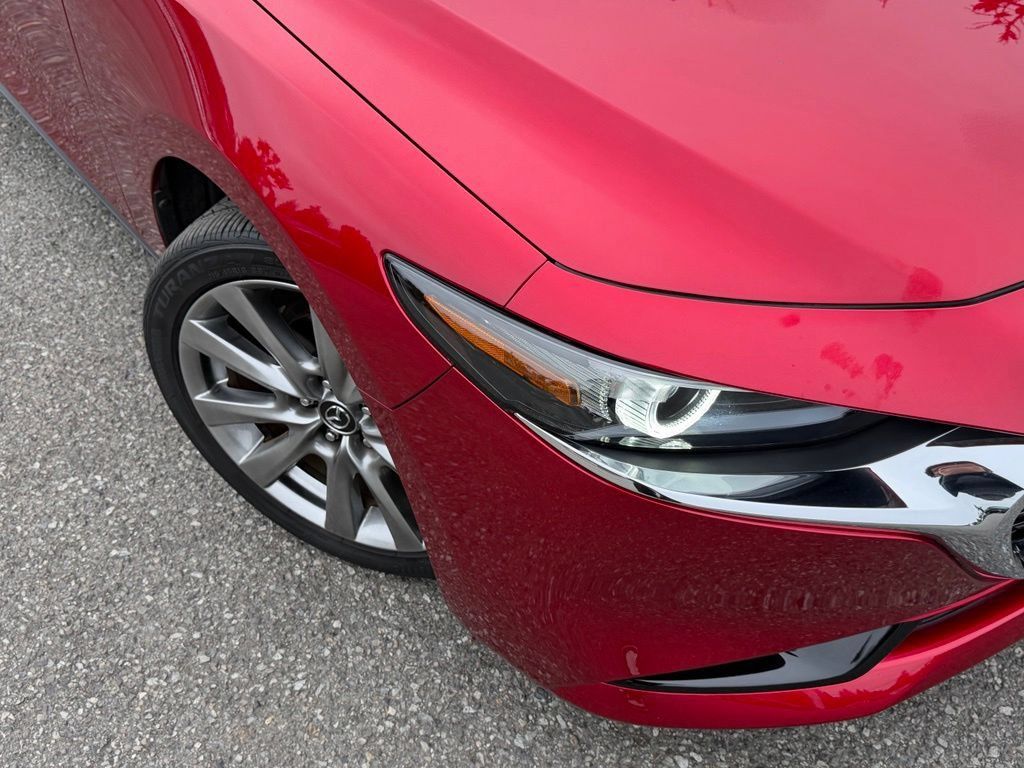 Used 2021 MAZDA MAZDA3 s FWD image 2
