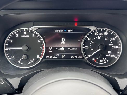 Used 2025 Nissan Pathfinder S image 11