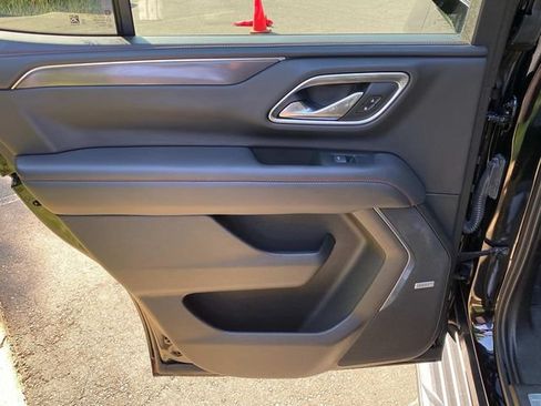 Used 2021 Chevrolet Tahoe RST RWD image 9