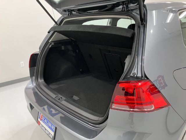 Used 2015 Volkswagen Golf S FWD image 37