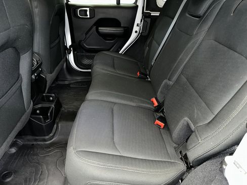 Used 2020 Jeep Wrangler Unlimited Sport image 14
