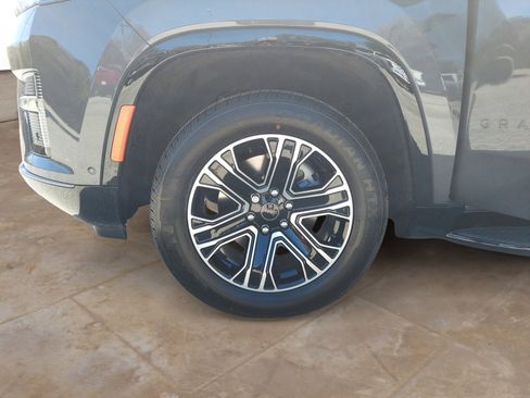 New 2026 Jeep Grand Wagoneer 4WD image 30