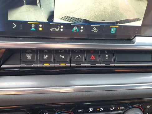 Used 2024 Chevrolet Silverado 3500 High Country w/ High Country Premium Package image 23